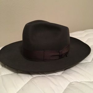 Beautiful borsalino Alessandria grey fedora